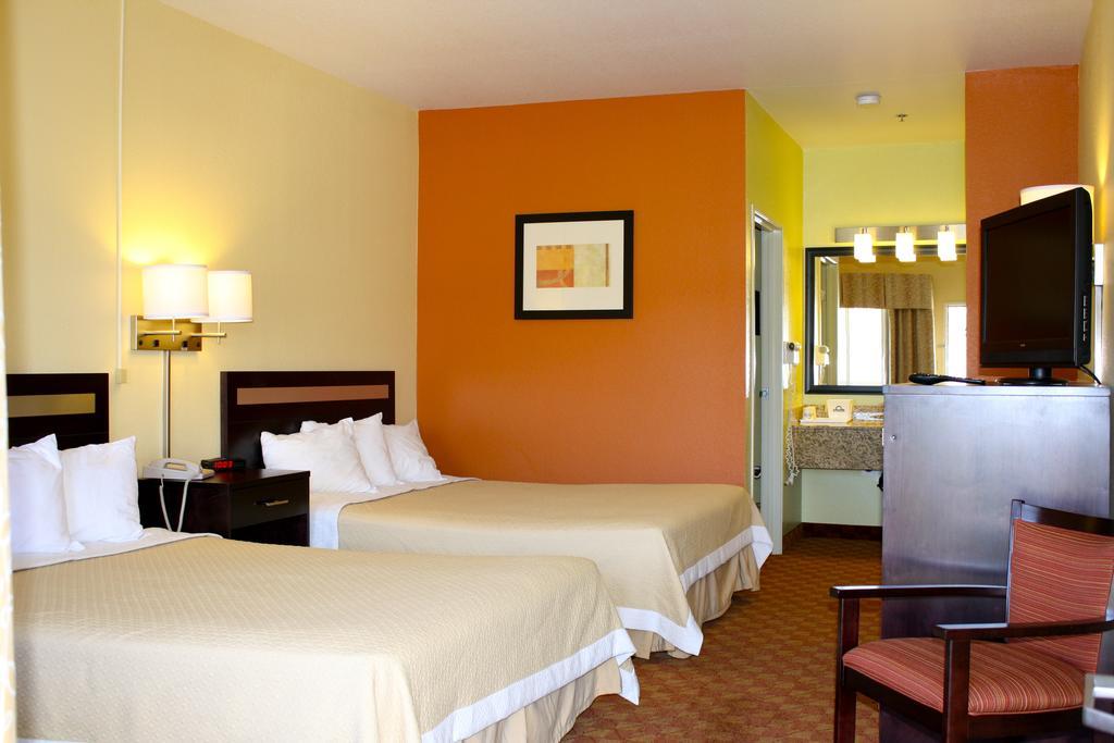 Days Inn By Wyndham Globe Dış mekan fotoğraf
