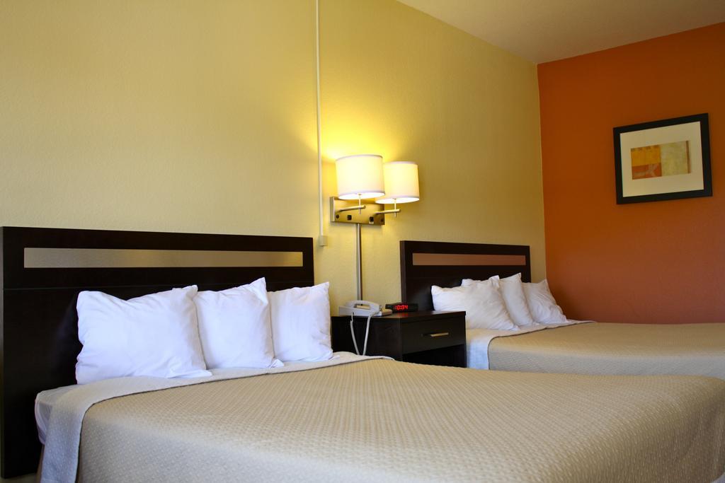 Days Inn By Wyndham Globe Dış mekan fotoğraf