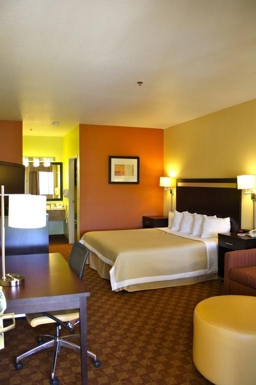 Days Inn By Wyndham Globe Dış mekan fotoğraf